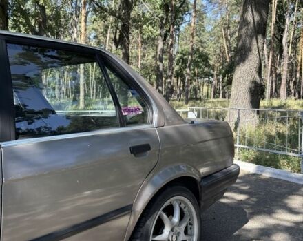 Сірий БМВ 3 Серія, об'ємом двигуна 1.8 л та пробігом 250 тис. км за 2600 $, фото 5 на Automoto.ua