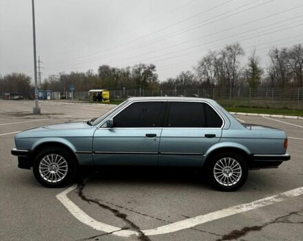 Серый БМВ 3 Серия, объемом двигателя 0 л и пробегом 292 тыс. км за 2200 $, фото 2 на Automoto.ua