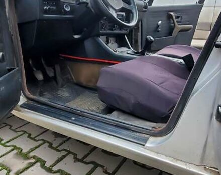 Серый БМВ 3 Серия, объемом двигателя 1.8 л и пробегом 170 тыс. км за 1300 $, фото 6 на Automoto.ua