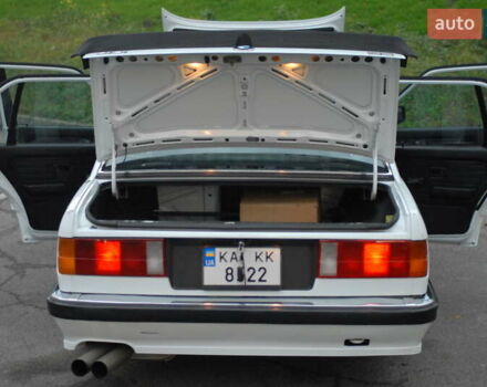 Серый БМВ 3 Серия, объемом двигателя 2.8 л и пробегом 360 тыс. км за 7500 $, фото 9 на Automoto.ua