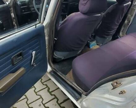 Серый БМВ 3 Серия, объемом двигателя 1.8 л и пробегом 170 тыс. км за 1300 $, фото 8 на Automoto.ua