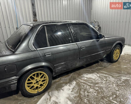 Серый БМВ 3 Серия, объемом двигателя 1.8 л и пробегом 333 тыс. км за 1200 $, фото 19 на Automoto.ua