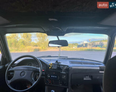 Сірий БМВ 3 Серія, об'ємом двигуна 2.4 л та пробігом 396 тис. км за 1500 $, фото 6 на Automoto.ua