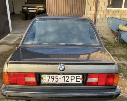 Сірий БМВ 3 Серія, об'ємом двигуна 10 л та пробігом 350 тис. км за 1600 $, фото 4 на Automoto.ua