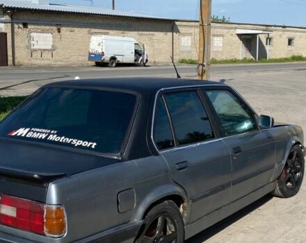 Сірий БМВ 3 Серія, об'ємом двигуна 1.6 л та пробігом 300 тис. км за 800 $, фото 6 на Automoto.ua