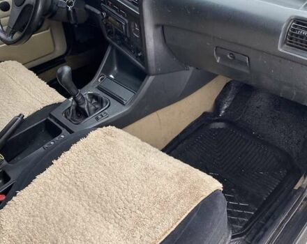 Серый БМВ 3 Серия, объемом двигателя 1.6 л и пробегом 200 тыс. км за 1000 $, фото 3 на Automoto.ua