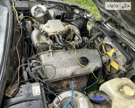 Серый БМВ 3 Серия, объемом двигателя 1.8 л и пробегом 300 тыс. км за 700 $, фото 9 на Automoto.ua
