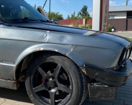 Сірий БМВ 3 Серія, об'ємом двигуна 1.6 л та пробігом 300 тис. км за 800 $, фото 5 на Automoto.ua