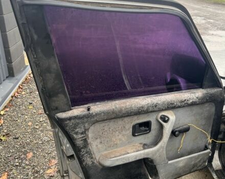 Серый БМВ 3 Серия, объемом двигателя 2.4 л и пробегом 200 тыс. км за 600 $, фото 7 на Automoto.ua