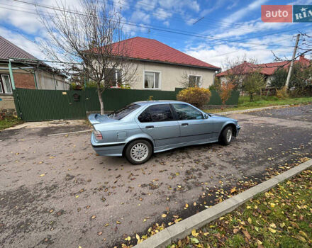 Серый БМВ 3 Серия, объемом двигателя 2 л и пробегом 295 тыс. км за 2300 $, фото 4 на Automoto.ua