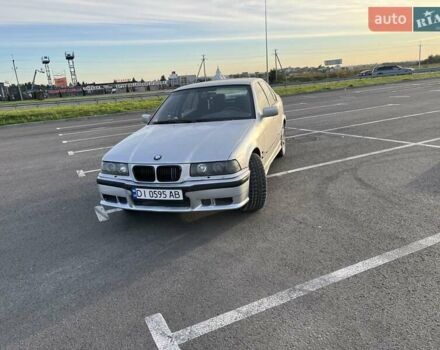 Серый БМВ 3 Серия, объемом двигателя 1.99 л и пробегом 380 тыс. км за 2600 $, фото 3 на Automoto.ua