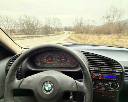 Серый БМВ 3 Серия, объемом двигателя 2.5 л и пробегом 296 тыс. км за 2999 $, фото 16 на Automoto.ua