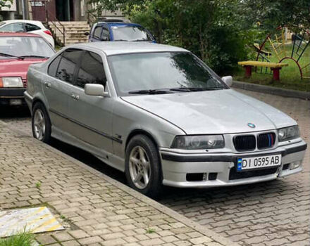 Серый БМВ 3 Серия, объемом двигателя 1.99 л и пробегом 380 тыс. км за 2600 $, фото 4 на Automoto.ua