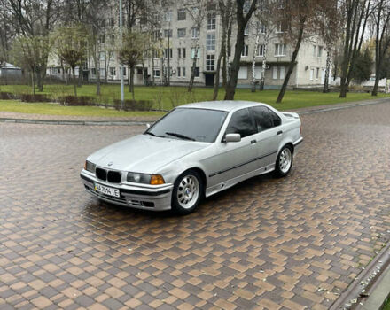 Сірий БМВ 3 Серія, об'ємом двигуна 1.8 л та пробігом 370 тис. км за 1700 $, фото 7 на Automoto.ua