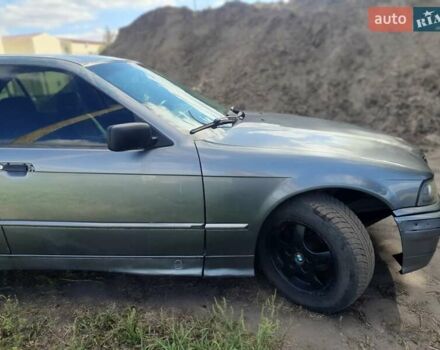 Сірий БМВ 3 Серія, об'ємом двигуна 1.6 л та пробігом 777 тис. км за 1999 $, фото 2 на Automoto.ua