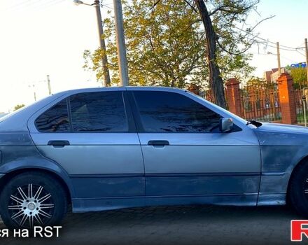 Серый БМВ 3 Серия, объемом двигателя 2.5 л и пробегом 589 тыс. км за 1599 $, фото 5 на Automoto.ua