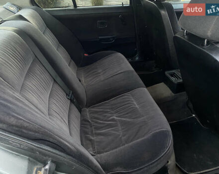 Серый БМВ 3 Серия, объемом двигателя 1.6 л и пробегом 330 тыс. км за 2200 $, фото 23 на Automoto.ua