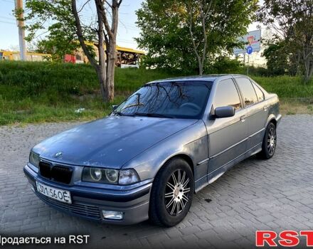 Серый БМВ 3 Серия, объемом двигателя 2.5 л и пробегом 589 тыс. км за 1599 $, фото 1 на Automoto.ua