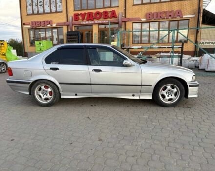 Серый БМВ 3 Серия, объемом двигателя 1.8 л и пробегом 300 тыс. км за 2700 $, фото 3 на Automoto.ua