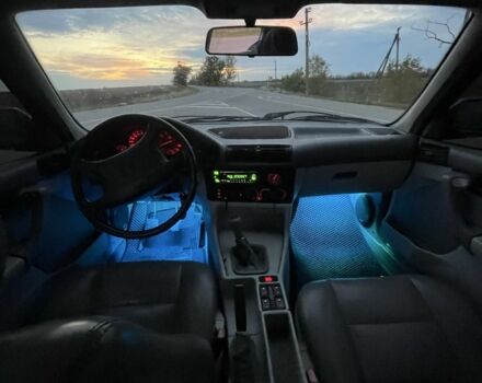 Серый БМВ 3 Серия, объемом двигателя 2.5 л и пробегом 427 тыс. км за 2300 $, фото 4 на Automoto.ua