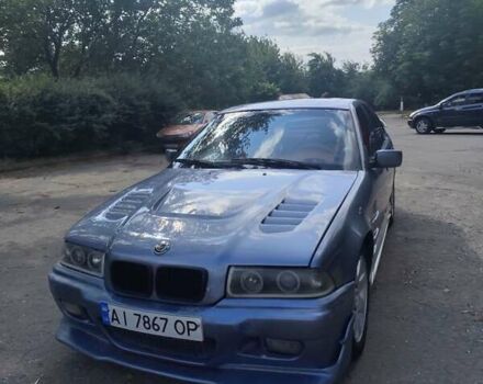 Серый БМВ 3 Серия, объемом двигателя 1.6 л и пробегом 360 тыс. км за 2600 $, фото 2 на Automoto.ua