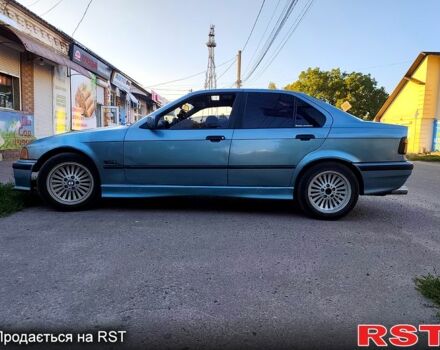 Серый БМВ 3 Серия, объемом двигателя 1.8 л и пробегом 300 тыс. км за 3000 $, фото 3 на Automoto.ua