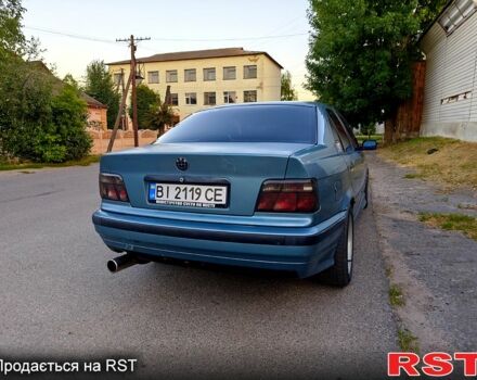 Серый БМВ 3 Серия, объемом двигателя 1.8 л и пробегом 300 тыс. км за 3000 $, фото 4 на Automoto.ua