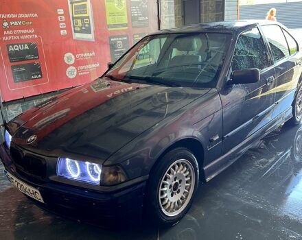 Сірий БМВ 3 Серія, об'ємом двигуна 1.8 л та пробігом 273 тис. км за 2200 $, фото 9 на Automoto.ua