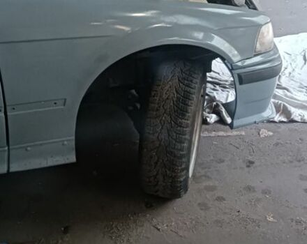 Серый БМВ 3 Серия, объемом двигателя 1.6 л и пробегом 350 тыс. км за 1500 $, фото 2 на Automoto.ua