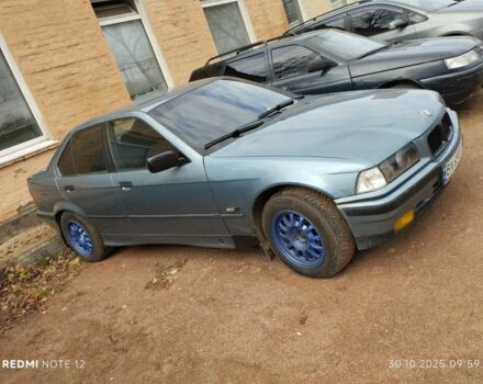 Серый БМВ 3 Серия, объемом двигателя 1.6 л и пробегом 1 тыс. км за 2559 $, фото 7 на Automoto.ua