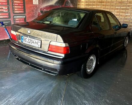 Сірий БМВ 3 Серія, об'ємом двигуна 1.8 л та пробігом 273 тис. км за 2200 $, фото 8 на Automoto.ua