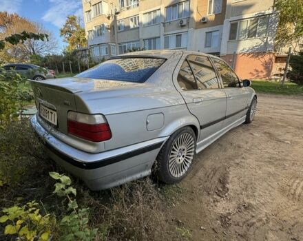 Сірий БМВ 3 Серія, об'ємом двигуна 2.8 л та пробігом 236 тис. км за 4200 $, фото 3 на Automoto.ua