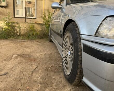 Сірий БМВ 3 Серія, об'ємом двигуна 2.8 л та пробігом 236 тис. км за 4200 $, фото 12 на Automoto.ua