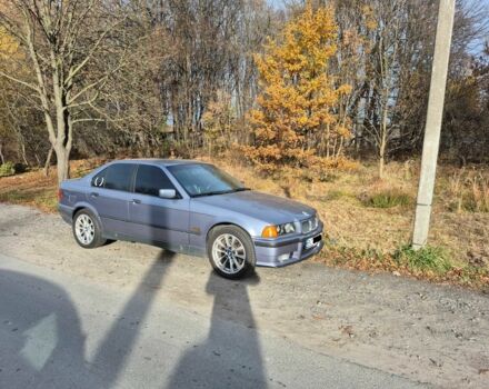 Серый БМВ 3 Серия, объемом двигателя 2 л и пробегом 340 тыс. км за 5100 $, фото 5 на Automoto.ua