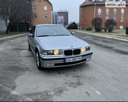 Серый БМВ 3 Серия, объемом двигателя 2 л и пробегом 400 тыс. км за 3800 $, фото 6 на Automoto.ua