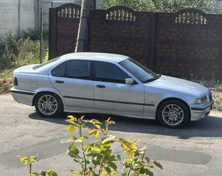 Сірий БМВ 3 Серія, об'ємом двигуна 1.99 л та пробігом 400 тис. км за 3700 $, фото 11 на Automoto.ua