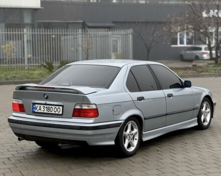 Серый БМВ 3 Серия, объемом двигателя 1.8 л и пробегом 254 тыс. км за 3550 $, фото 4 на Automoto.ua