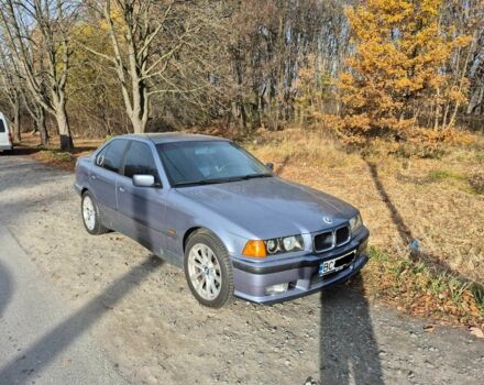 Серый БМВ 3 Серия, объемом двигателя 2 л и пробегом 340 тыс. км за 5100 $, фото 6 на Automoto.ua