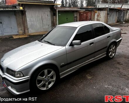 Серый БМВ 3 Серия, объемом двигателя 2.5 л и пробегом 330 тыс. км за 6200 $, фото 9 на Automoto.ua