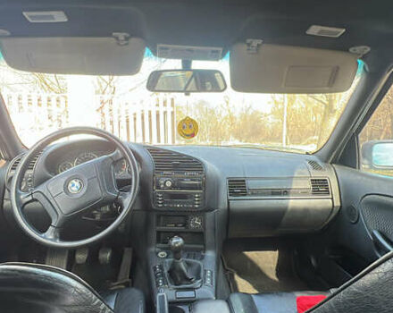 Сірий БМВ 3 Серія, об'ємом двигуна 1.99 л та пробігом 400 тис. км за 3700 $, фото 13 на Automoto.ua