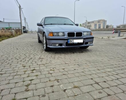 Серый БМВ 3 Серия, объемом двигателя 2 л и пробегом 340 тыс. км за 5100 $, фото 7 на Automoto.ua