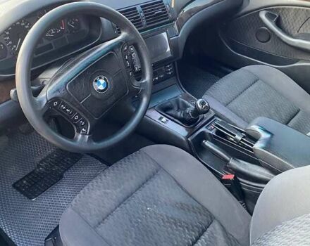 Серый БМВ 3 Серия, объемом двигателя 2 л и пробегом 333 тыс. км за 3499 $, фото 6 на Automoto.ua