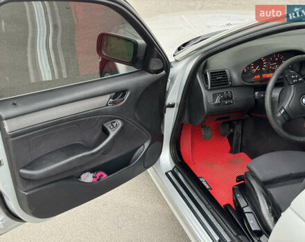 Серый БМВ 3 Серия, объемом двигателя 2.49 л и пробегом 368 тыс. км за 5500 $, фото 9 на Automoto.ua