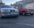 Серый БМВ 3 Серия, объемом двигателя 2.5 л и пробегом 314 тыс. км за 5000 $, фото 1 на Automoto.ua