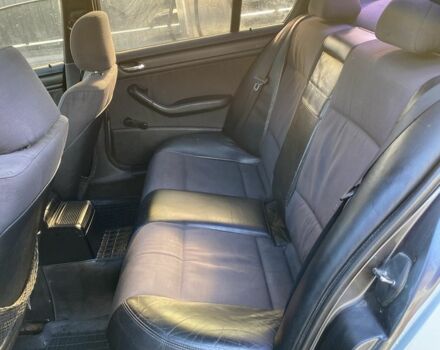 Серый БМВ 3 Серия, объемом двигателя 2 л и пробегом 385 тыс. км за 3900 $, фото 7 на Automoto.ua