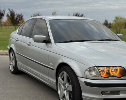 Серый БМВ 3 Серия, объемом двигателя 2.49 л и пробегом 368 тыс. км за 5500 $, фото 2 на Automoto.ua