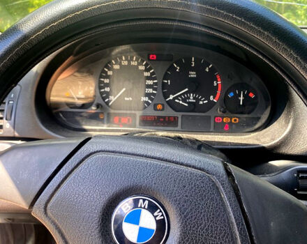 Сірий БМВ 3 Серія, об'ємом двигуна 2 л та пробігом 293 тис. км за 4000 $, фото 2 на Automoto.ua