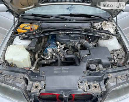 Серый БМВ 3 Серия, объемом двигателя 1.9 л и пробегом 291 тыс. км за 5000 $, фото 13 на Automoto.ua