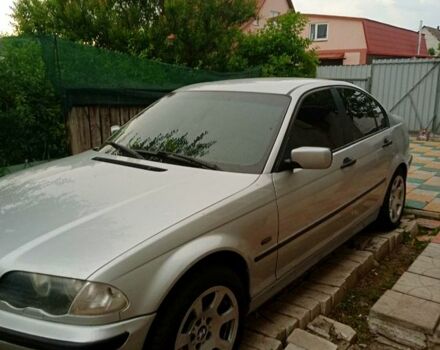 Серый БМВ 3 Серия, объемом двигателя 2 л и пробегом 450 тыс. км за 3300 $, фото 1 на Automoto.ua