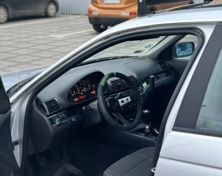 Сірий БМВ 3 Серія, об'ємом двигуна 2.5 л та пробігом 200 тис. км за 4599 $, фото 5 на Automoto.ua